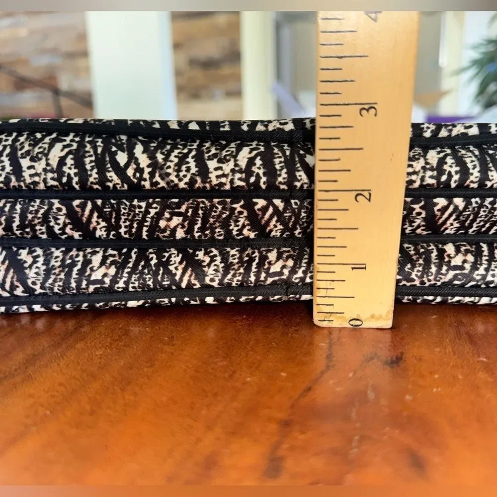 Bebe Black & White Animal Print Hanging Cosmetic Case Travel Makeup Bag nwot